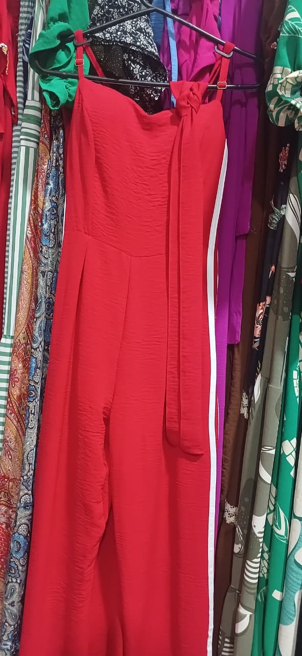 Vestido femenino elegante